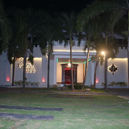 Maple Leaf Hotel Negombo Extérieur photo