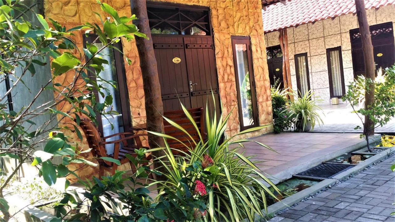 Maple Leaf Hotel Negombo Extérieur photo