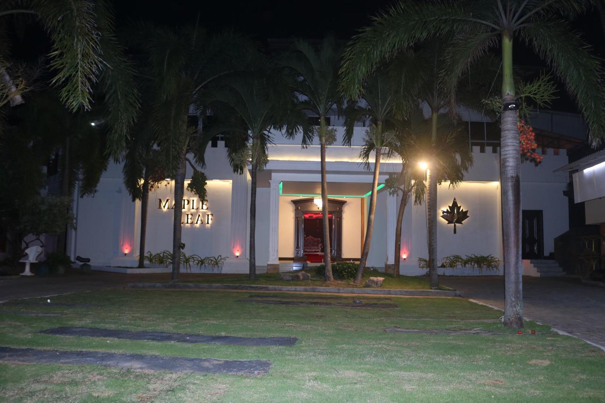 Maple Leaf Hotel Negombo Extérieur photo